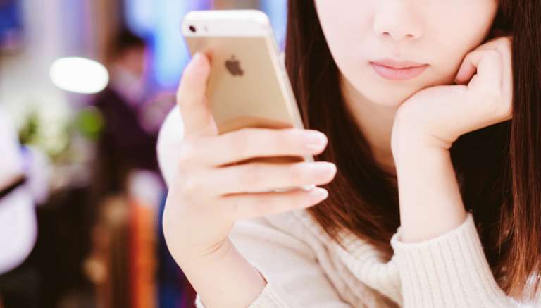 スキマ時間を活用する！ボイストレーニングできれいな話し方を身につけよう